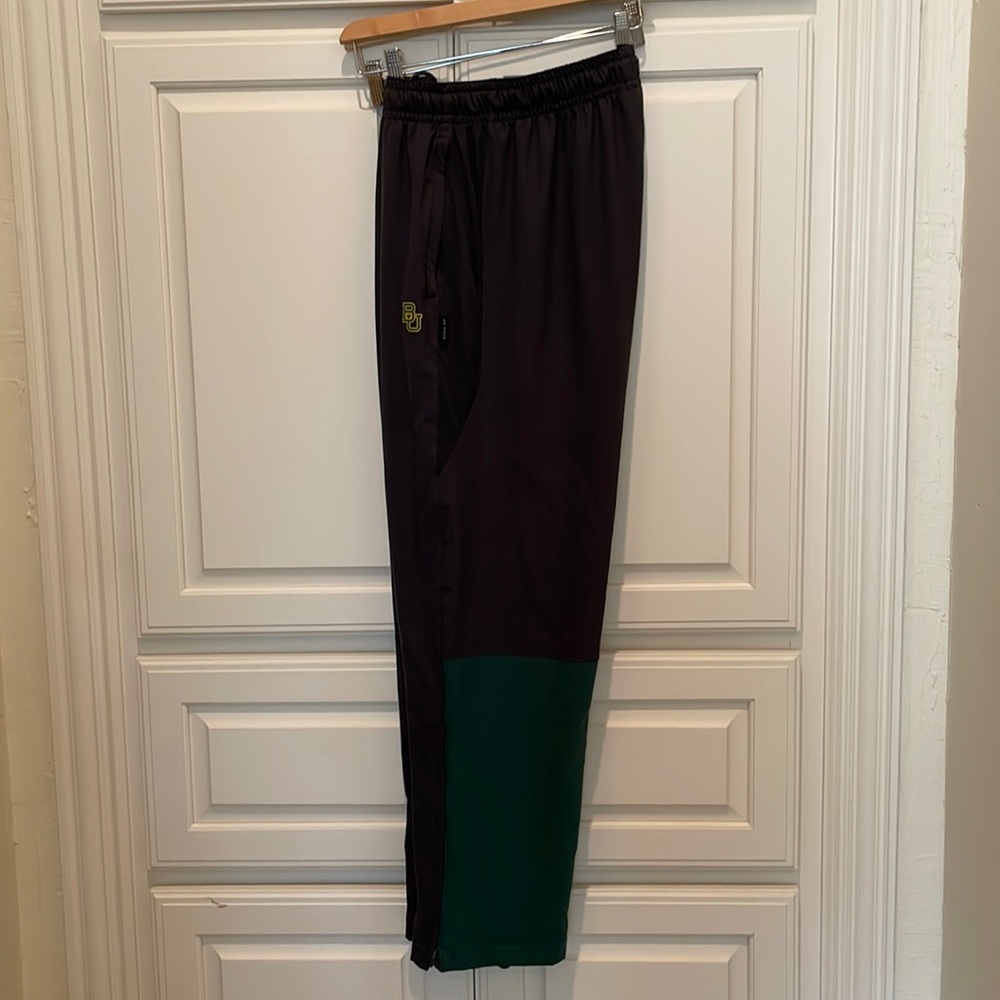 Baylor University joggers
